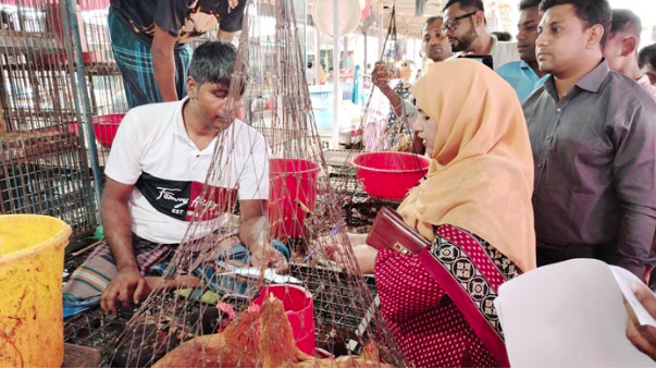 মাদারীপুরে ভোক্তা অধিকার সংরক্ষণ অধিদপ্তরের অভিযান